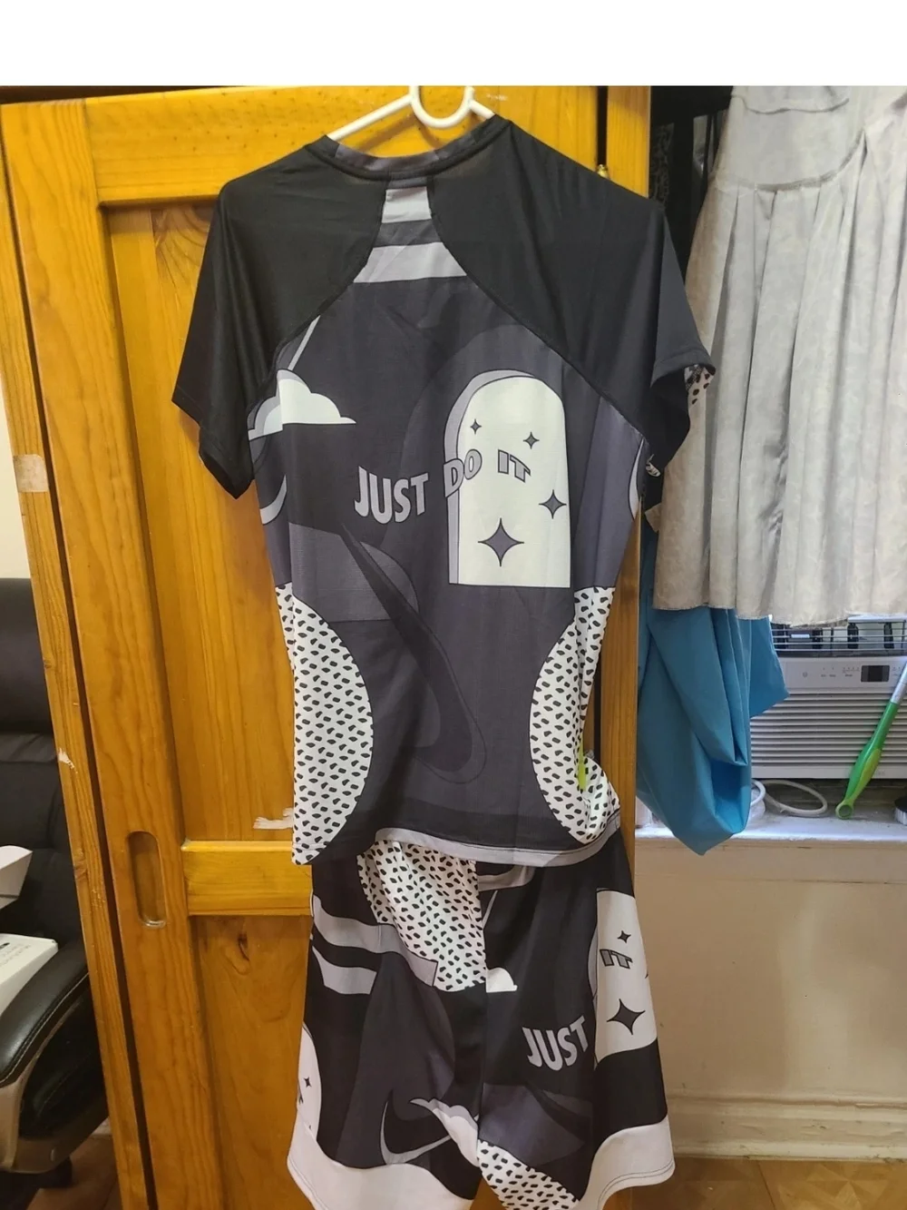Unisex Nike Drifit 2piece  Blk/white/grey XL + Kids Mesh Pockets - Picture 2 of 10